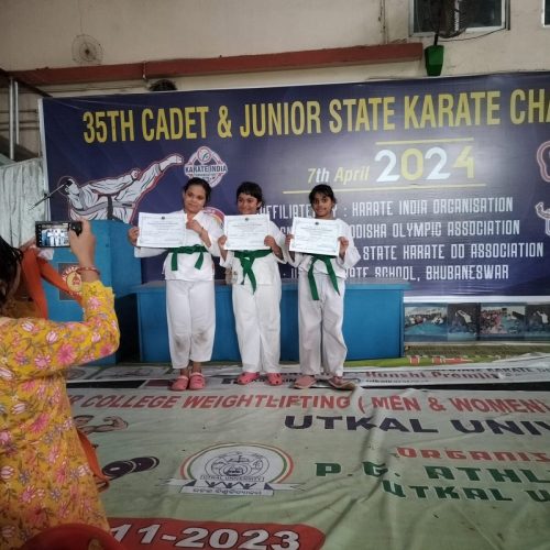Taekwondo winners of Deeksha Students